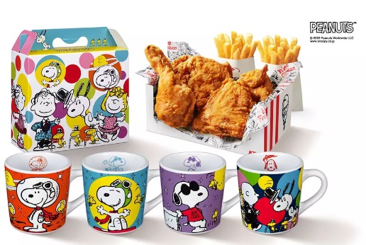 ケンタッキーの「スヌーピーマグのコンプリートパック」2022年11月